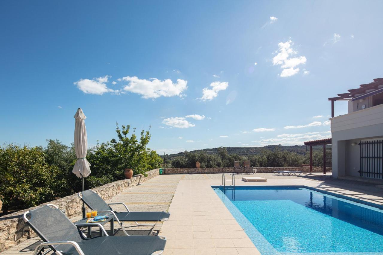 Greek Sky - New Modern Apartment With Shared Pool Tavronitis  Exterior photo