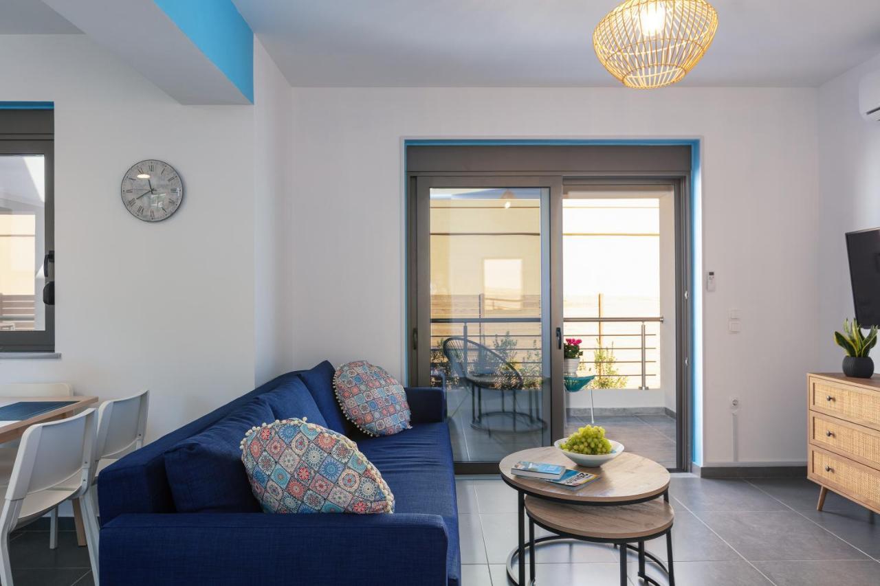 Greek Sky - New Modern Apartment With Shared Pool Tavronitis  Exterior photo