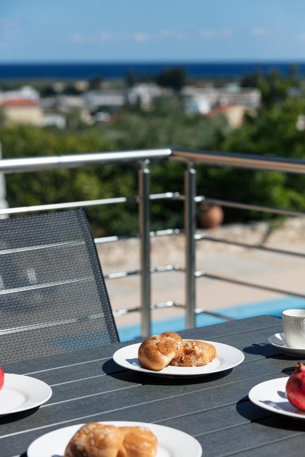 Greek Sky - New Modern Apartment With Shared Pool Tavronitis  Exterior photo